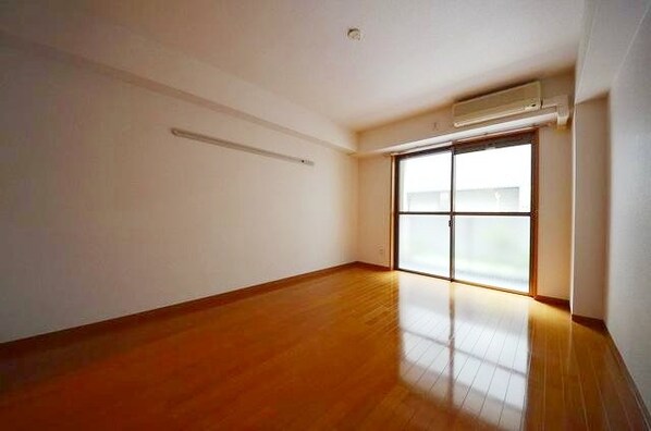 コアロード春日の物件内観写真